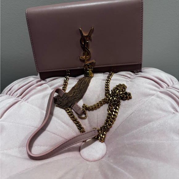 Yves Saint Laurent Blush Clutch with Gold Accent - Picture 5 of 7